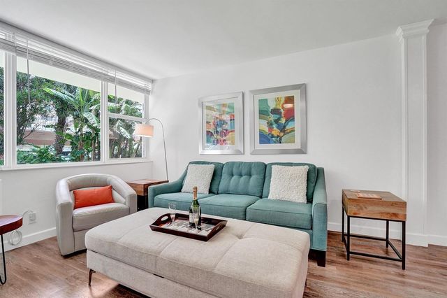 101 N Birch Road 102, Fort Lauderdale, FL 33304