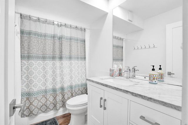 101 N Birch Road 102, Fort Lauderdale, FL 33304