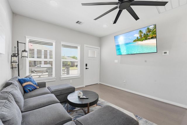 1804 Ursuline Street, Galveston, TX 77550