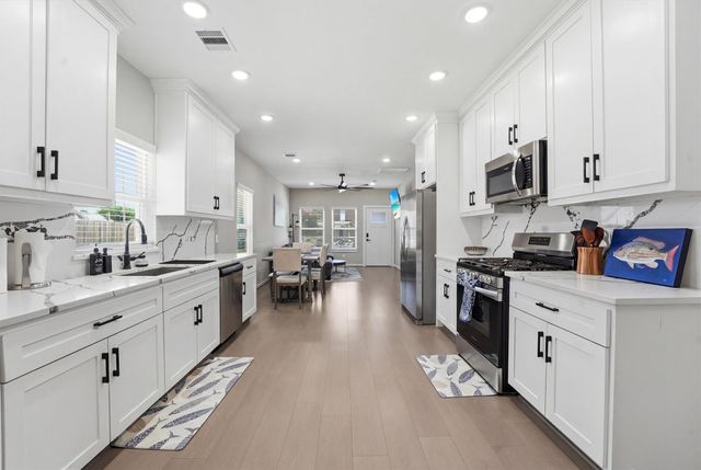 1804 Ursuline Street, Galveston, TX 77550