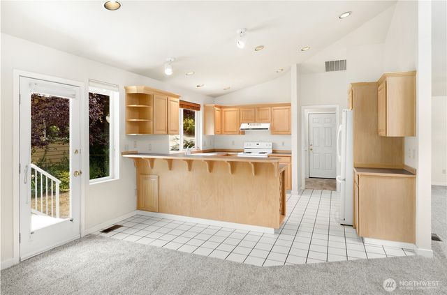 70 Fernridge Lane, Port Ludlow, WA 98365