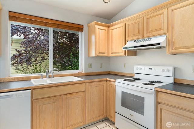 70 Fernridge Lane, Port Ludlow, WA 98365