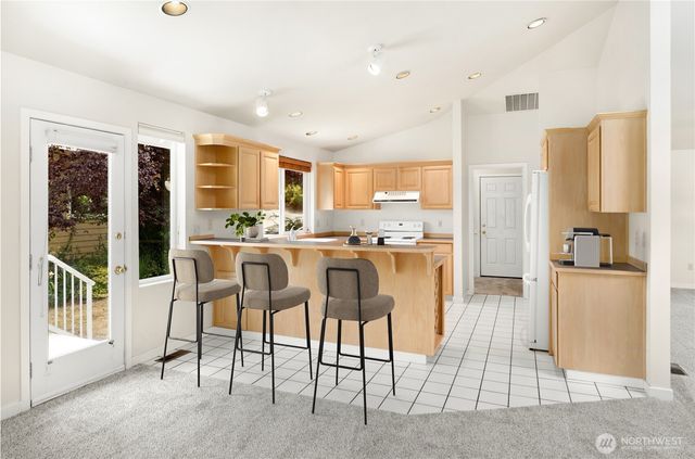 70 Fernridge Lane, Port Ludlow, WA 98365