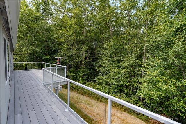 70 Fernridge Lane, Port Ludlow, WA 98365