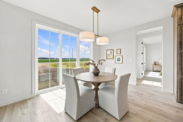 8912 Meadowlark Parkway, Horace, ND 58047