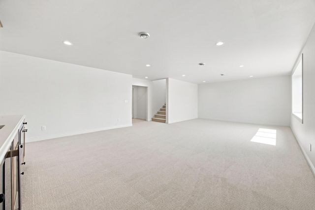 8912 Meadowlark Parkway, Horace, ND 58047