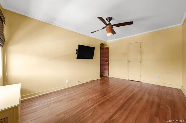 13009 227th Street, Laurelton, NY 11413