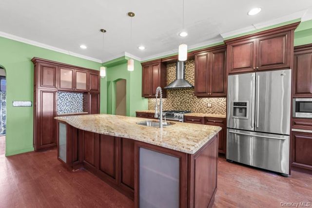 13009 227th Street, Laurelton, NY 11413