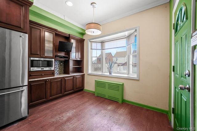 13009 227th Street, Laurelton, NY 11413