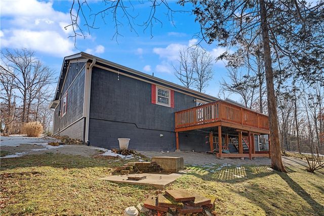 12 Rettendon Lane, Bella Vista, AR 72714