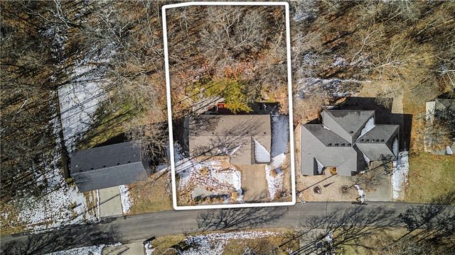 12 Rettendon Lane, Bella Vista, AR 72714