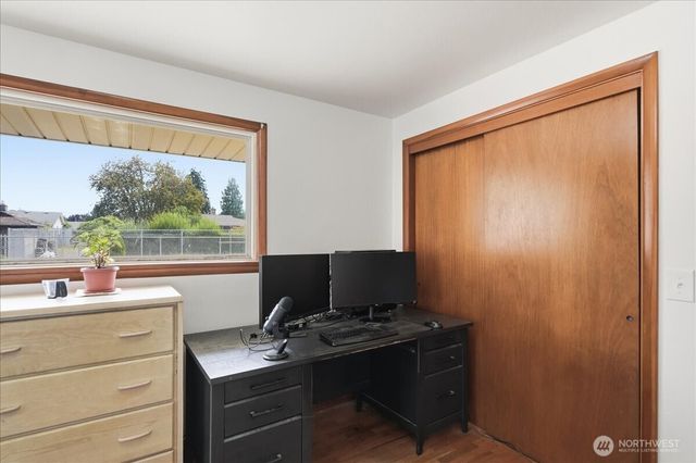 1318 F Street SE, Auburn, WA 98002