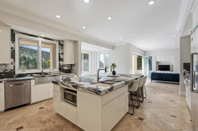 6773 Poco Lago, Rancho Santa Fe, CA 92067