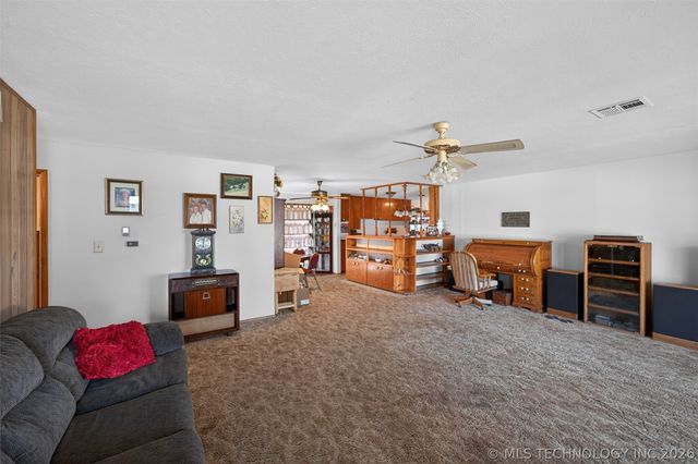 4105 Fleetwood Drive, Bartlesville, OK 74006