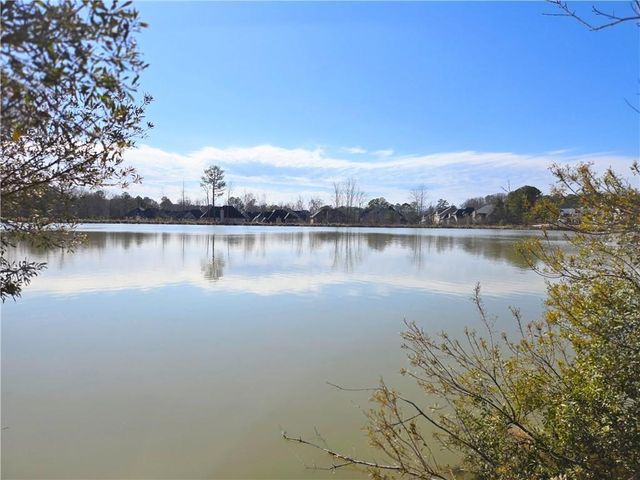2389 Brown Dove Way, Grayson, GA 30017