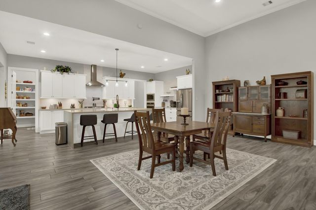 25127 W Tara Plantation Drive, Tomball, TX 77375