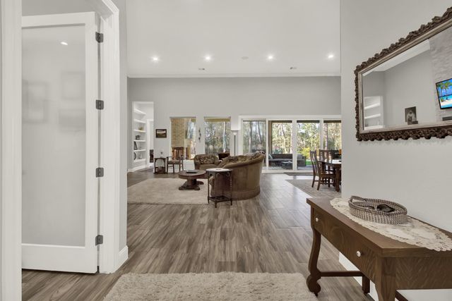 25127 W Tara Plantation Drive, Tomball, TX 77375