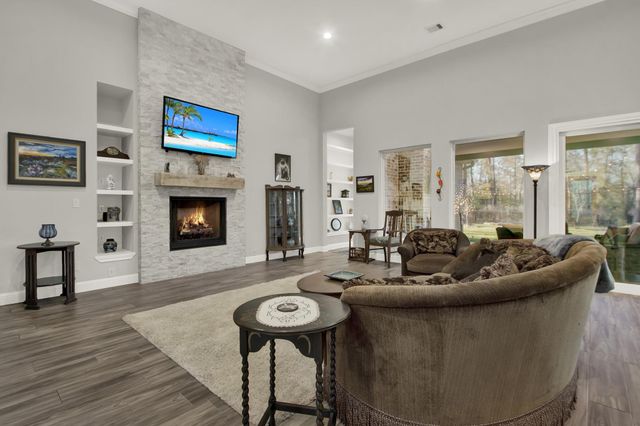 25127 W Tara Plantation Drive, Tomball, TX 77375