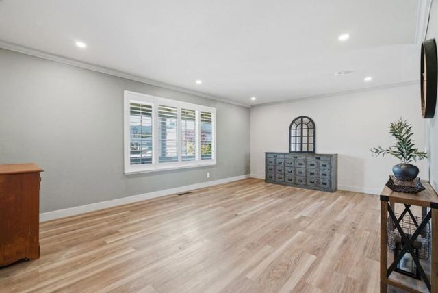 495 London Drive, Gilroy, CA 95020
