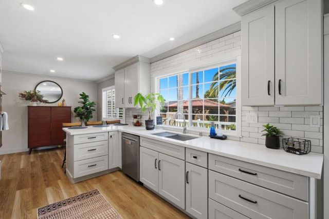 495 London Drive, Gilroy, CA 95020