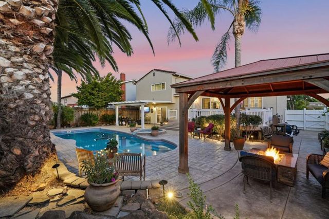 495 London Drive, Gilroy, CA 95020