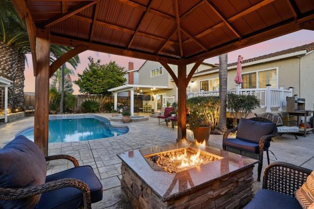 495 London Drive, Gilroy, CA 95020