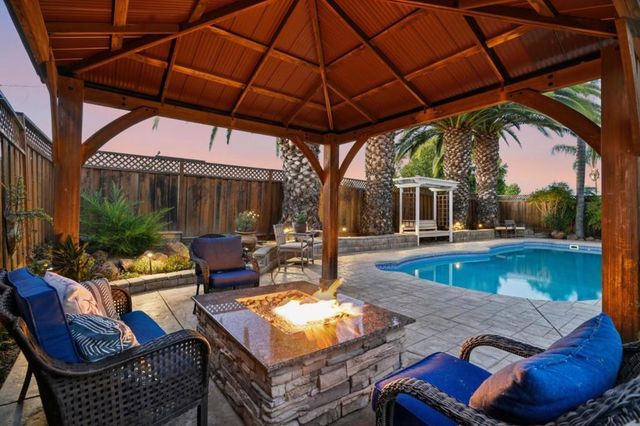 495 London Drive, Gilroy, CA 95020