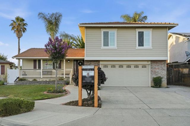 495 London Drive, Gilroy, CA 95020