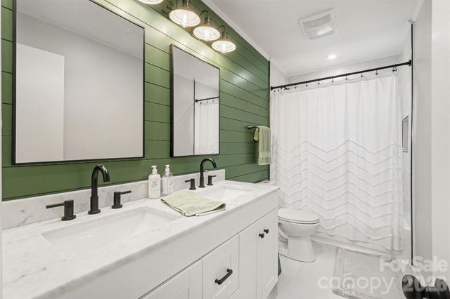 1203 Flintshire Drive, Albemarle, NC 28001
