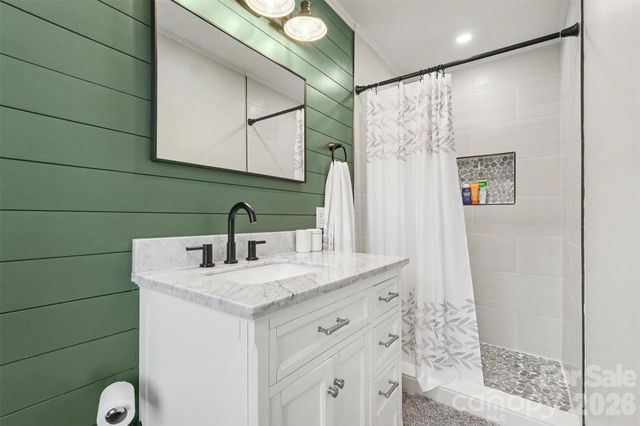 1203 Flintshire Drive, Albemarle, NC 28001