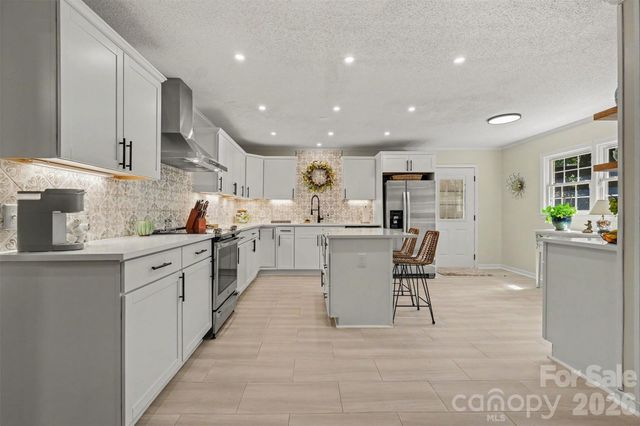 1203 Flintshire Drive, Albemarle, NC 28001