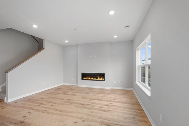 10318 Birchwood Circle, Victoria, MN 55318