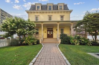 49 Glenbrook Road 108, Stamford, CT 06902