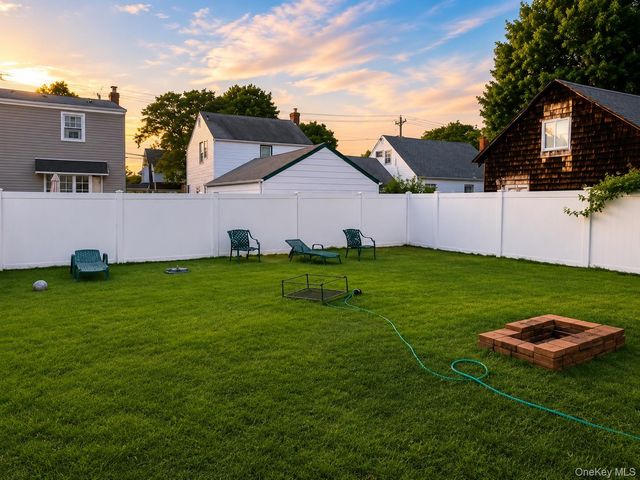 187 Perry Street, Hempstead, NY 11550