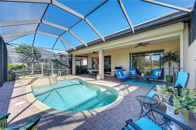 7587 Moorgate Point WAY, Naples, FL 34113