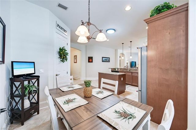 7587 Moorgate Point WAY, Naples, FL 34113