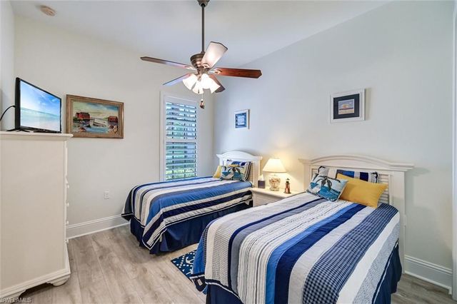 7587 Moorgate Point WAY, Naples, FL 34113