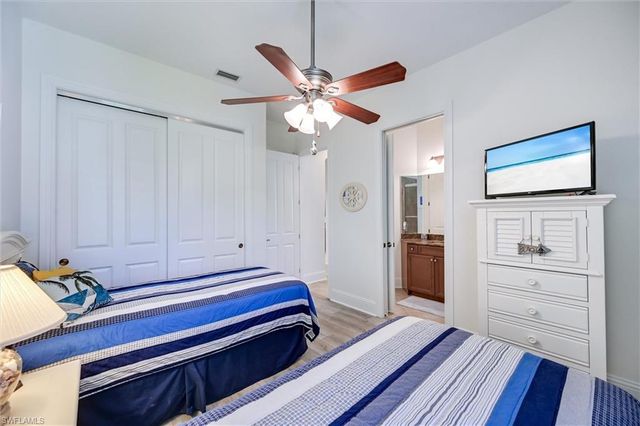 7587 Moorgate Point WAY, Naples, FL 34113