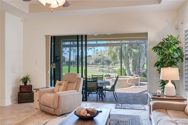 7587 Moorgate Point WAY, Naples, FL 34113