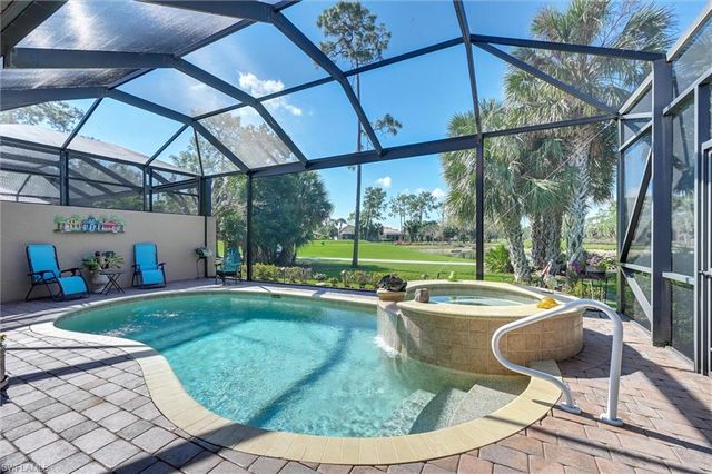 7587 Moorgate Point WAY, Naples, FL 34113