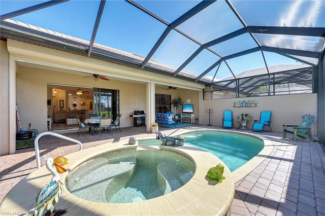 7587 Moorgate Point WAY, Naples, FL 34113
