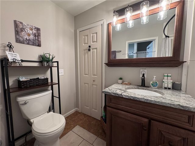 129 Bountyland Road, Seneca, SC 29678