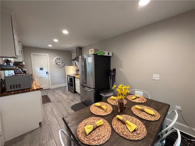 129 Bountyland Road, Seneca, SC 29678