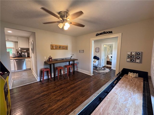 129 Bountyland Road, Seneca, SC 29678