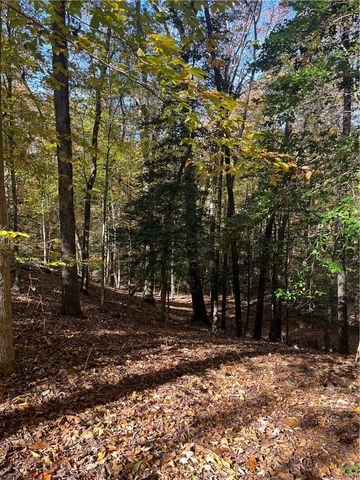 2425 Jolly Pond RD, Williamsburg, VA 23188