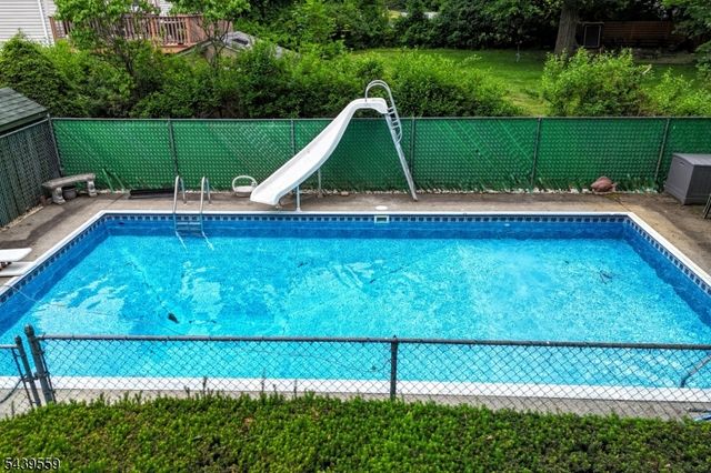 9 Ricker Rd, West Milford Twp., NJ 07435