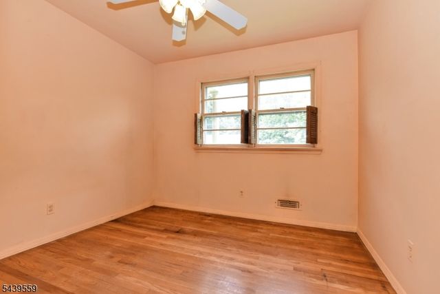 9 Ricker Rd, West Milford Twp., NJ 07435