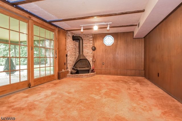 9 Ricker Rd, West Milford Twp., NJ 07435