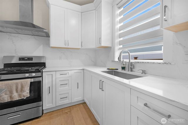 20214 104th Place SE, Kent, WA 98031