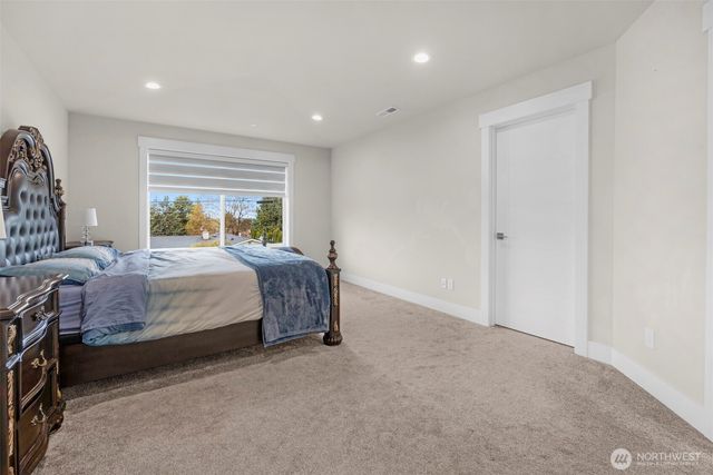 20214 104th Place SE, Kent, WA 98031